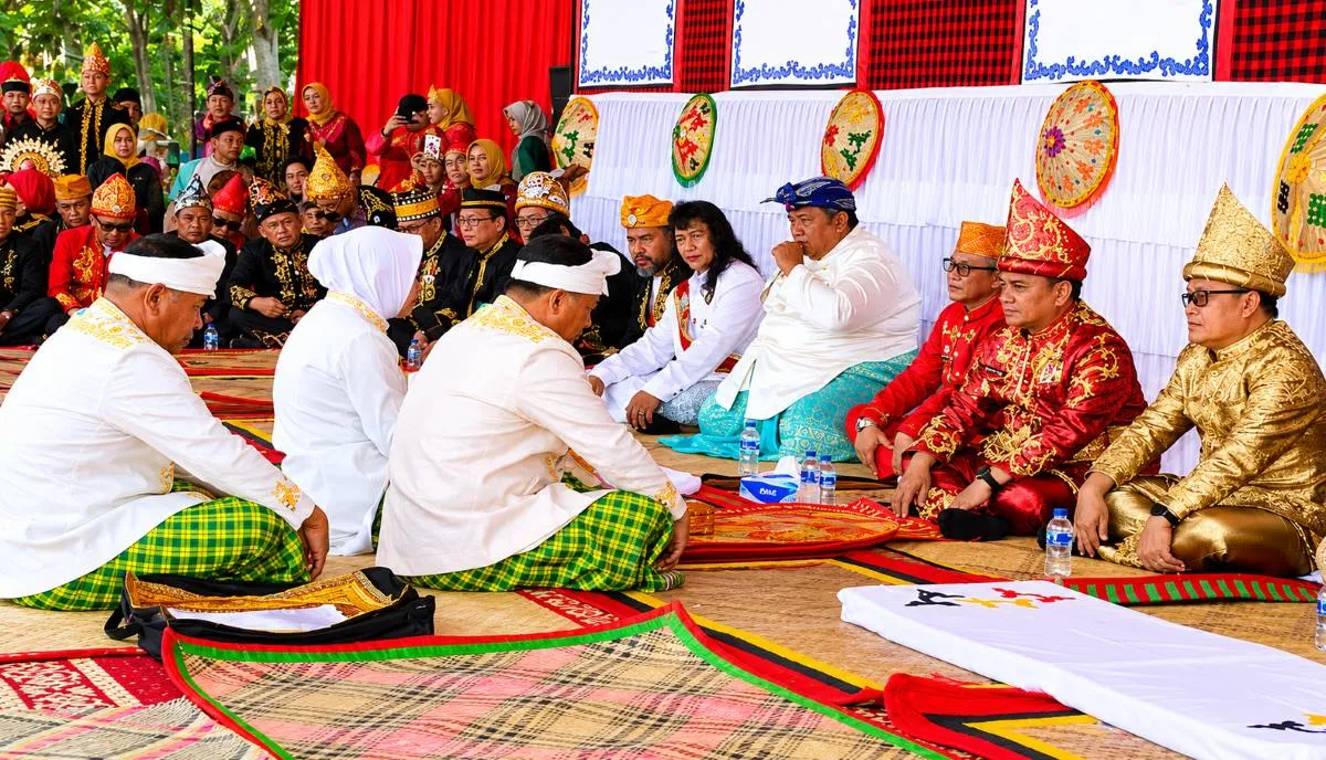 Sistem Perkawinan Adat Tolaki-Mekongga: Dari Merapu hingga Mowindahako